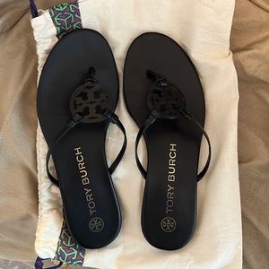 TORY BURCH MILLER KNOTTED SANDAL BLACK size 7